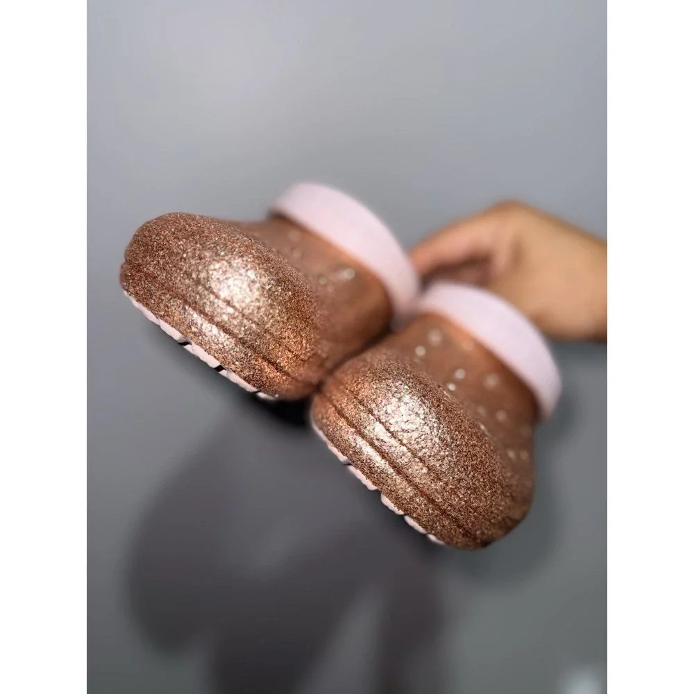 Crocs Classic Pink RoseGold Glitter Girl's J5 Faux Fur Lined Clogs Bling Flash R